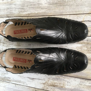 Pikolinos black cut-out slingbacks size 38